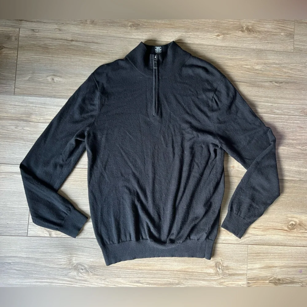 100% Merino Wool Jos A Banks Men's Black Sweater Size Large